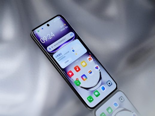 OPPO Reno12